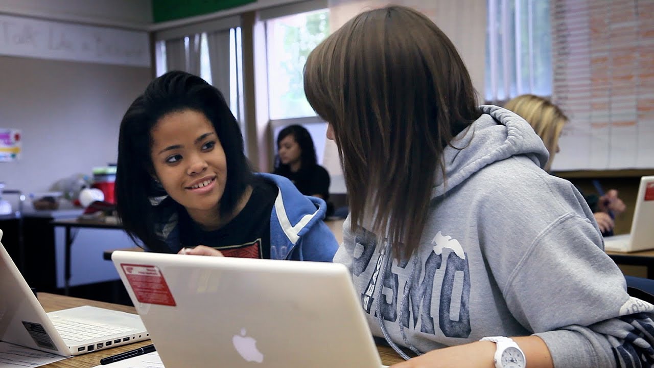 Enhancing Teacher-Student Interaction and Cooperative Learning with Q-NEX Collaborative Learning Solution - Video thumbnail for youtube video kzcqh58bwpo